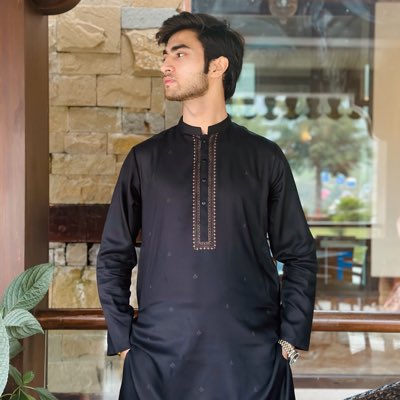 mikhano7's tweet photo. #NewProfilePic https://t.co/x7WZQT1HM7