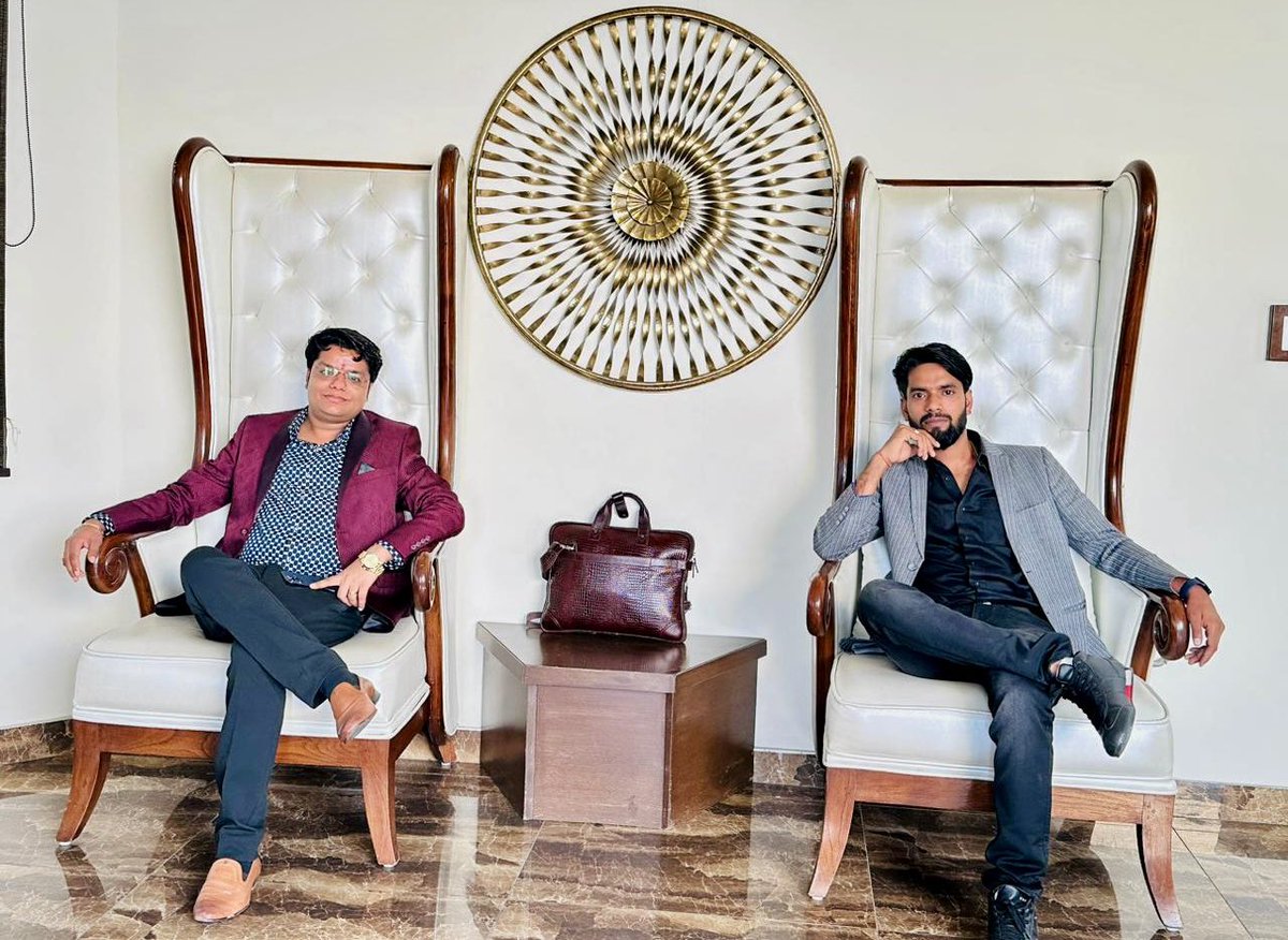 eklavyalife's tweet photo. Partner for life.
Join with india's most top Mether's leaders and start earning from day one.
Tags:-
#m20 #Training #Life_training #Business #Entrepreneurs #HomeBasedWork #Best_Investment #TeamTraining #Marketing #Crypto #CryptoAsset
#Best_Coin_to_buy
#Earnings https://t.co/olZyZrtaYT