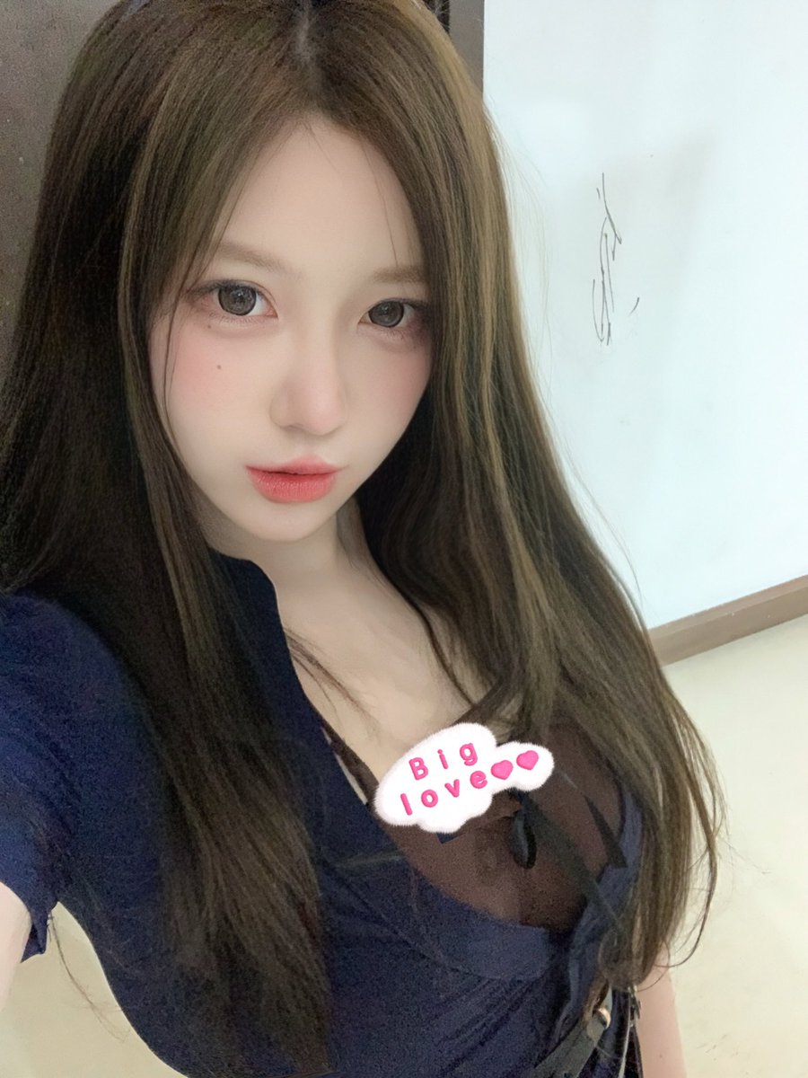 我掐指一算，你床上缺我 https://t.co/UENDZkcVve