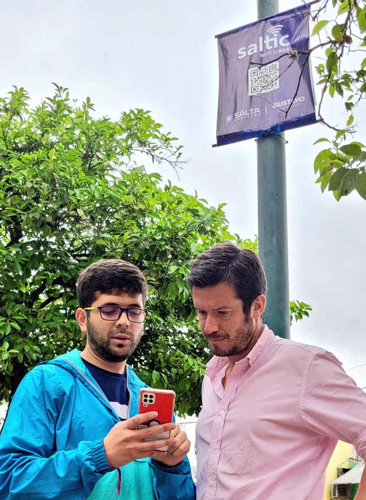 MartinGuemes's tweet photo. Verificamos el servicio de Wi-Fi Libre 🛜 que instalamos en la plaza de El Galpón. Funcionando ✅ #SALTIC https://t.co/rKP14RQRwm