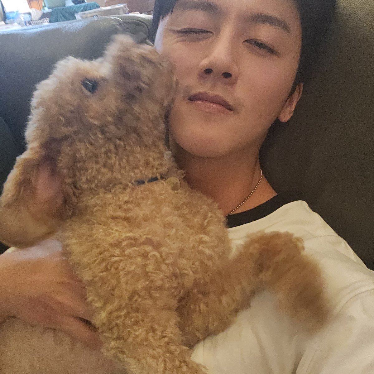 YBsecretfile's tweet photo. 230928 fancafe🐶🍀🥹 https://t.co/WvMiaXxckB