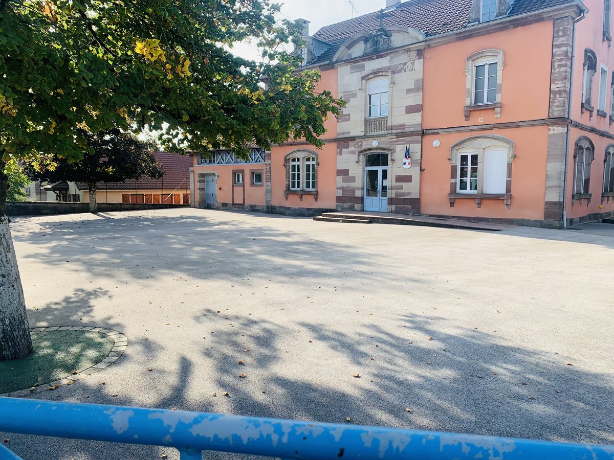 SeUnsa70's tweet photo. Visites écoles pour vous présenter nos événements et vous rencontrer! Au plaisir de vous retrouver sur l’une de ces dates ! 📆🍹 https://t.co/vNNMq3sKev