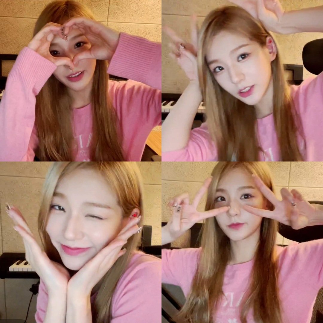 SOODAM_INA's tweet photo. Soodam saat live weverse hari ini. Terima kasih sudah datang kepada kami 🩷🩷🩷

#SOODAM #수담 #スダム #시크릿넘버 #シークレットナンバー #SECRET_NUMBER https://t.co/2cm3H8U6mW