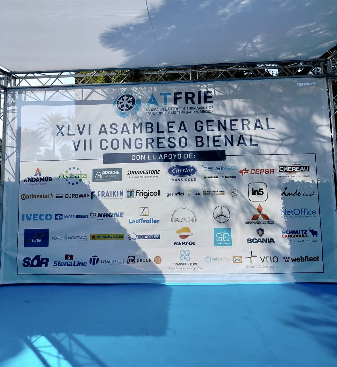 erpnetoffice's tweet photo. Primera jornada en el VII Congreso Bienal de @atfrie 🧊🚚
En nuestro stand podrás descubrir todas las novedades de NetOffice para el #transportefrigorífico 🖥️
#softwaretransporte #transporte https://t.co/qhTNOs7Lxz