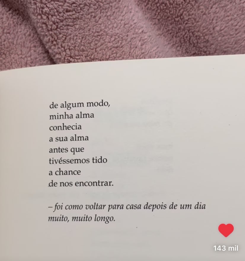 bia leirinha tweet media