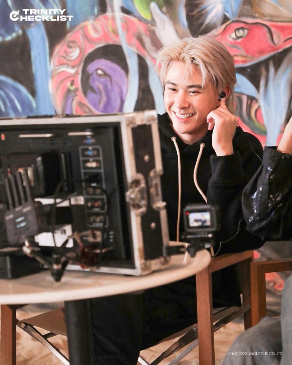 ffirstfirstf's tweet photo. อันนี้ยิ้มกระชากใจมัมหมี🥹🫶
#TRINITYCHECKLIST_EP4
#TRINITYCHECKLIST
#TRINITY_TNT #JackieJackrin https://t.co/udfsDGZiLL