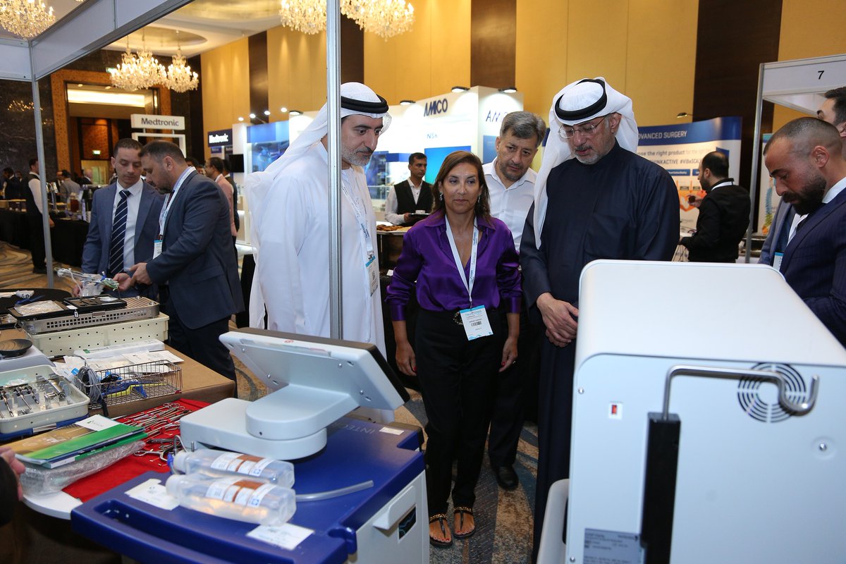 EINSC2024's tweet image. Opening the Exhibition for the 8th Emirates International Neurosurgical Conference 2022 are Mohamed Al-Olama, Debora Garozzo on Day 1 of #EINC2022

H.E Omar Sultan AlOlama, Minister of State for Artificial Intelligence visited the Exhibition Space on Day 2.   #neurosurgery