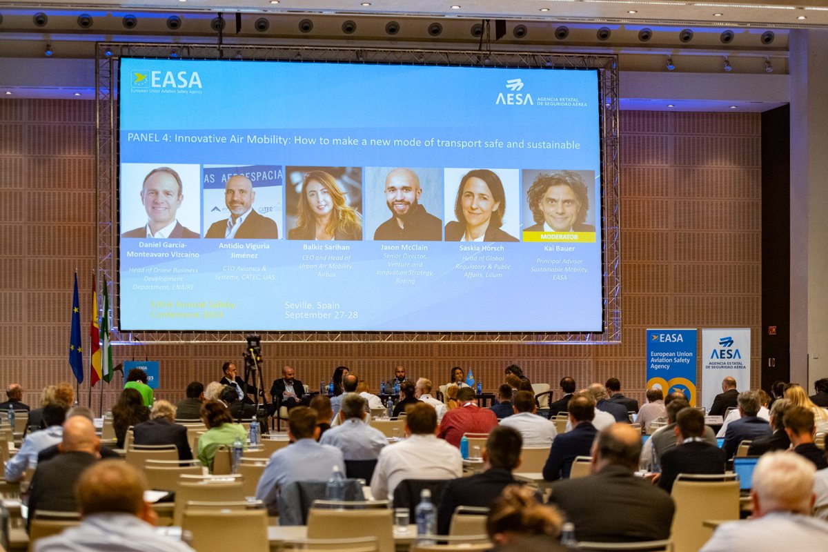 AesaSpain's tweet photo. @EASA @aena @ComisionEuropea @Transport_EU @transenv @Repsol @mitmagob @cinea_eu 🔹En el último panel de #EASA2023ASC tratamos la Movilidad Aérea Innovadora.

👉Debatimos sobre los beneficios y retos de integrar la #movilidadaérea en el sistema de transporte de forma #sostenible y responsable. Destacando el impulso al sector emergente de los #eVTOL y #drones. https://t.co/iafFMXsrz8