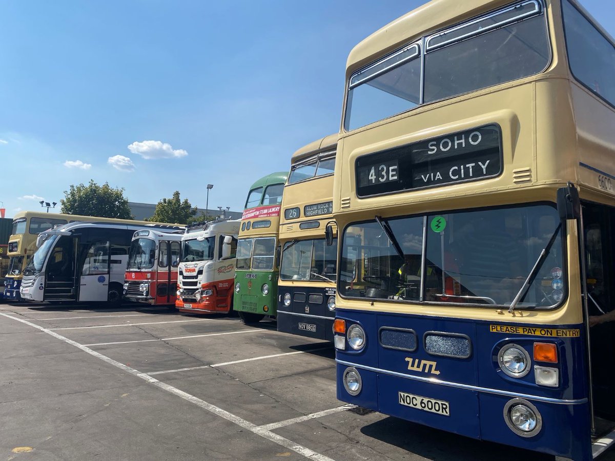 Vintage on display at Black Country Bus Bash &gt;&gt;&gt; 
buff.ly/458hSx9