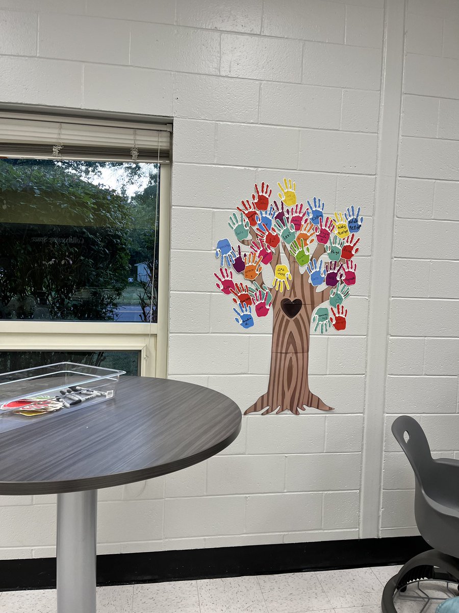 JLHS TLC tweet media