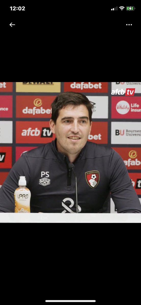 althebread's tweet image. Mystery solved re training top #afcb