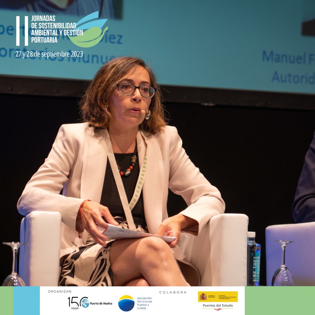 APHuelva's tweet image. 🗣 Hoy, en la sesión de apertura de la 2ª jornada, representantes de #Tragsatec, #PIANC, @PuertodeCtg @MunueraLab y el #PuertodeHuelva nos han hablado sobre los procedimientos y planes para el manejo de los ecosistemas naturales dentro de su área de influencia