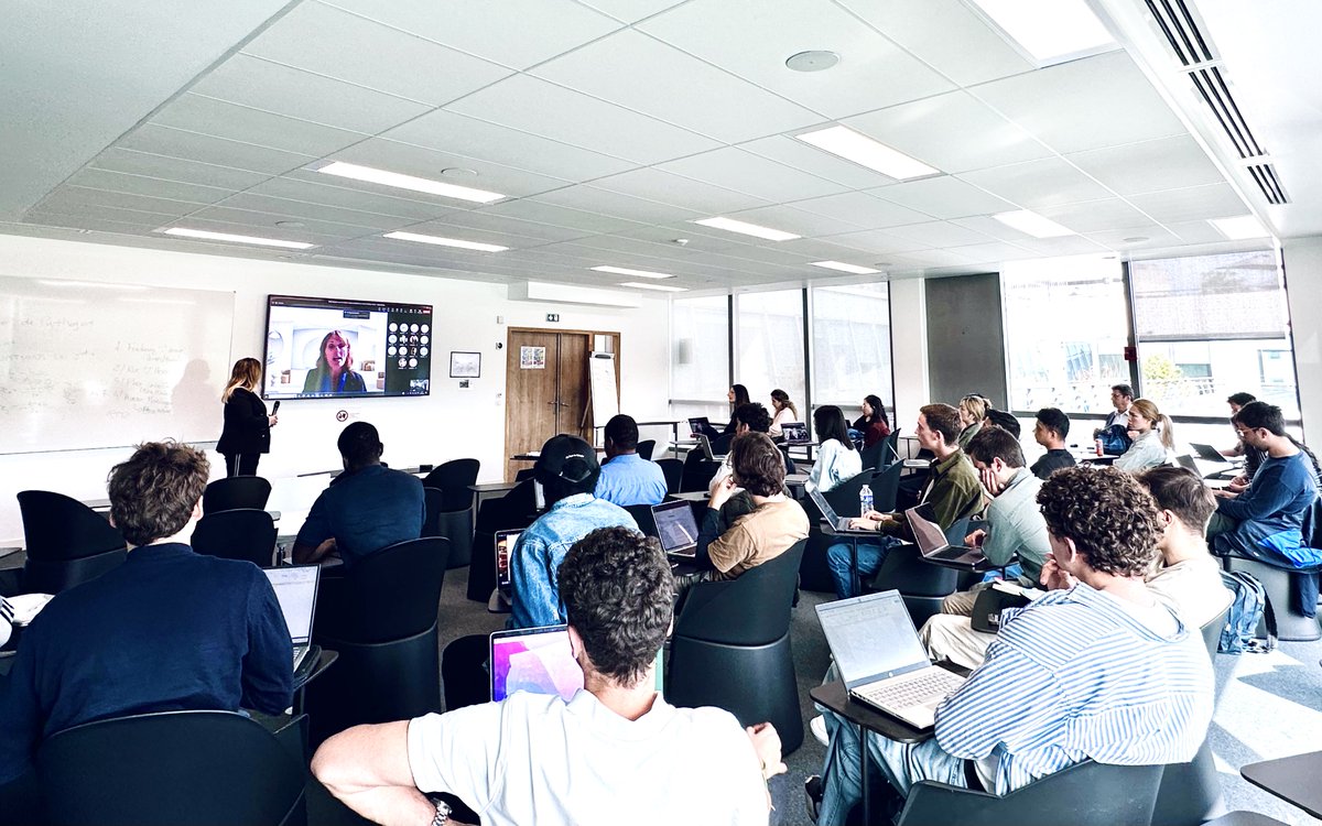 💡 Lots of insights gained from the seminar “Scalability of #AI - How a global organisation approaches digital transformation” delivered by prof. <a href="/ameen_nisreen/">Dr. Nisreen Ameen</a> with Medical digital lead Ingrid Dufour Bonami from EMEA Bayer (Co-lead of Health Group for Impact AI):

#WeAreSKEMA