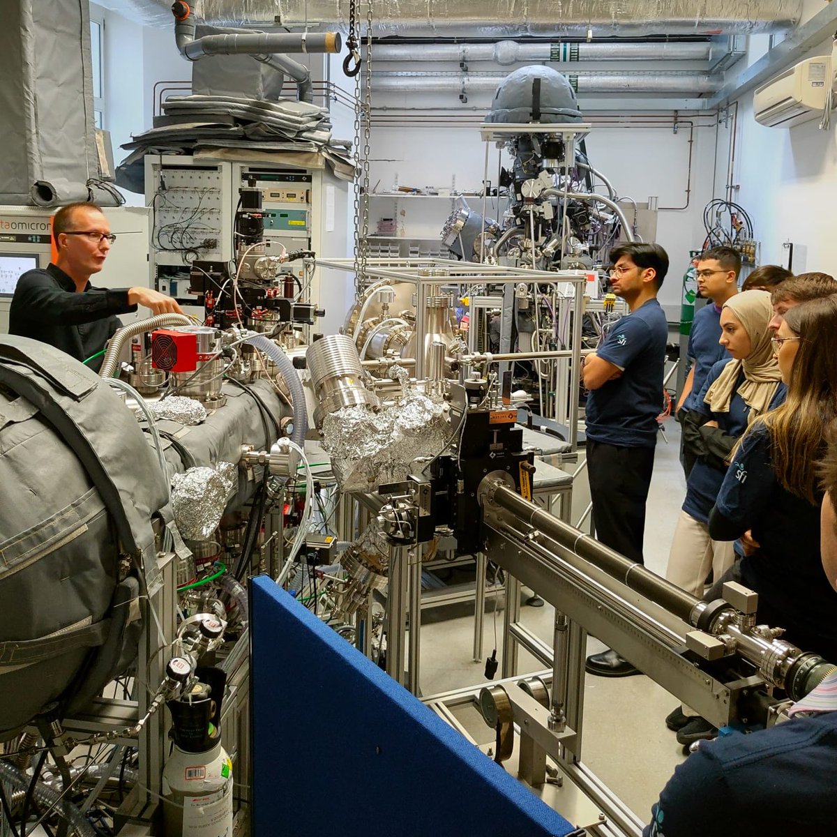 ShellyStem's tweet photo. @CDT_ACM PhD induction day @ImpMaterials today! Thanks to the wonderful facility managers 🙌🔬🤩 @UKRI_News @imperialcollege https://t.co/DQqLaGVj9G