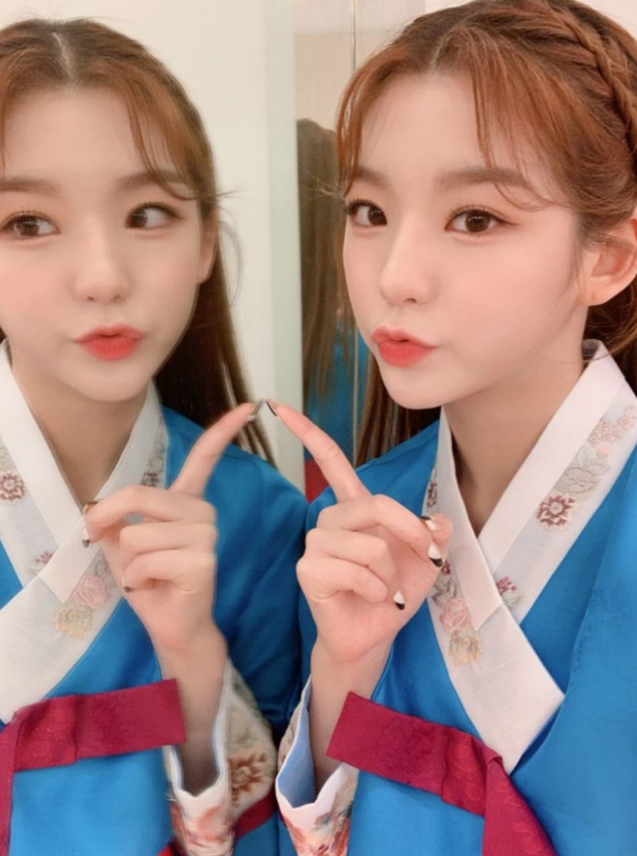 SOODAM_INA's tweet photo. Happy chuseok, our princess soodam 🐰🌕

#SOODAM #수담 #スダム #시크릿넘버 #シークレットナンバー #SECRET_NUMBER https://t.co/H4WIAkBw5l