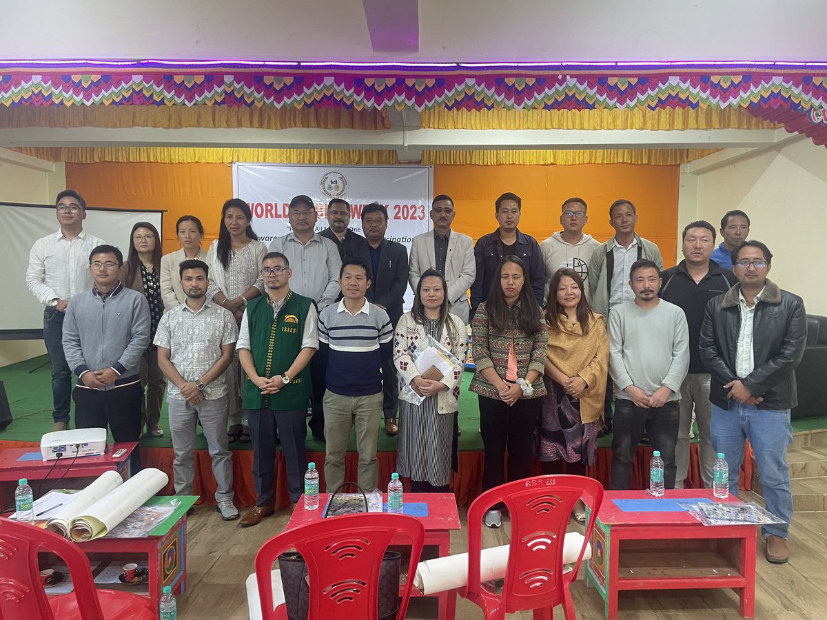 DBomdila's tweet photo. Raising awareness to eliminate human rabies deaths by 2030. An insightful camp on rabies prevention and pet vaccinations held at Buddha Park, Bomdila. Let's protect our furry friends and ensure a rabies-free future! #WorldRabiesWeek #PetSafety #Bomdila https://t.co/IJT5pepaQg