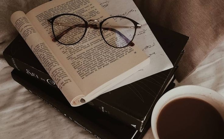 AcademiaDreams's tweet photo. “Others may write from the head, but he writes from the heart, and the heart will always understand him.”

— Washington Irving, The Legend of Sleepy Hollow and Other Stories https://t.co/uzPVMRfUCq