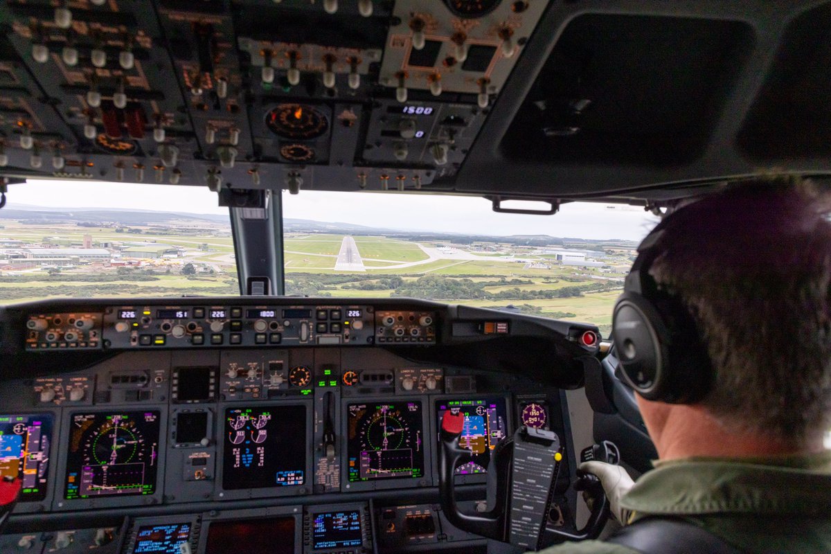 OC 42(TB) Sqn tweet media