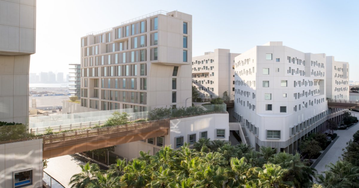 NYUAbuDhabi's tweet photo. At #NYUAD, we're seeking solutions to #ClimateCrisis. The UAE is leading the region to reduce Net Zero emissions by 2050! Let's reduce our #plasticfootprint, go #paperless, #recycle responsibly &amp; power down. #BeTheChange #livableplanet! #OurGreenNYUAD
 https://t.co/dFK6itbqPR https://t.co/Br0Whip15S