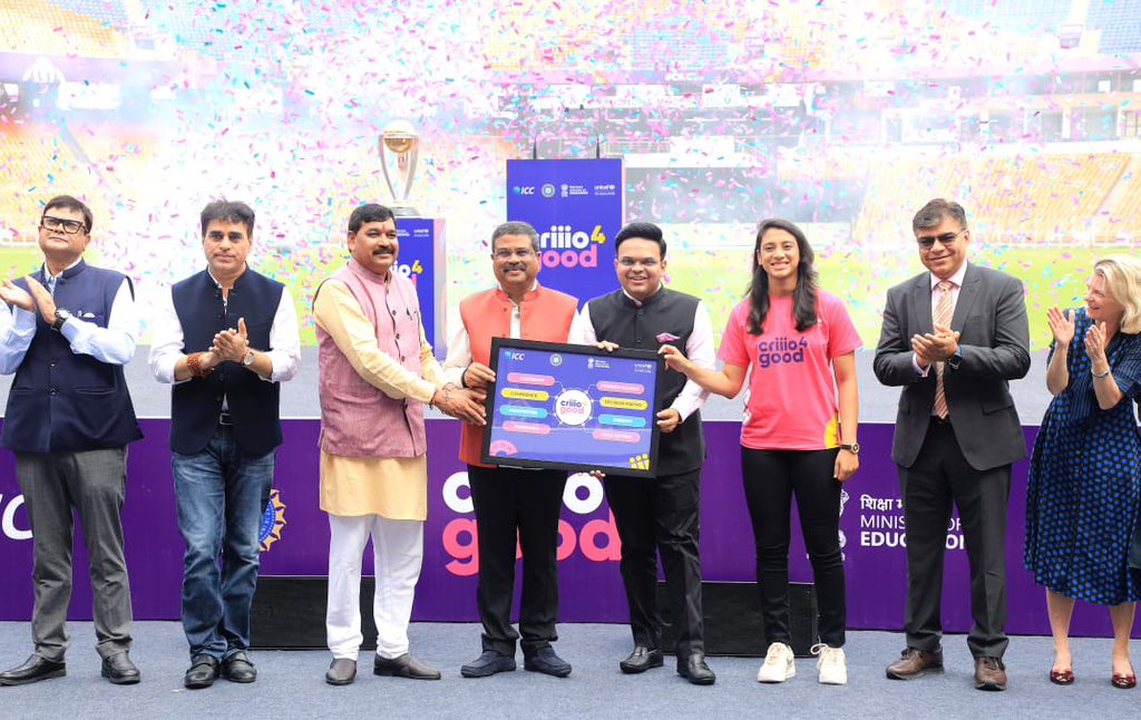 dpradhanbjp's tweet photo. Pleased to launch the #Criiio4Good campaign at the Narendra Modi Stadium in Ahmedabad together with Dr. Kuberbhai Dindor, Shri @prafulpbjp, Ms. @MsCMcCaffrey, Shri @JayShah and Ms. @mandhana_smriti.
A joint initiative of @ICC, @BCCI, @UNICEF and @EduMinOfIndia, ‘Criiio 4 Good’ is a series of 8 cricket-based animation films to promote gender parity, equip girls with life skills and encourage their participation in sports.