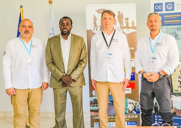 CNARR10's tweet photo. Le Secrétaire Permanent de la CNARR, Monsieur Idriss Mahamat Ali Abdallah Nassour, a pris part, ce 26 septembre 2023 à la cérémonie de lancement officiel de la formation axée sur « la gestion de la réponse humanitaire ». https://t.co/Vi0kYROtWp
