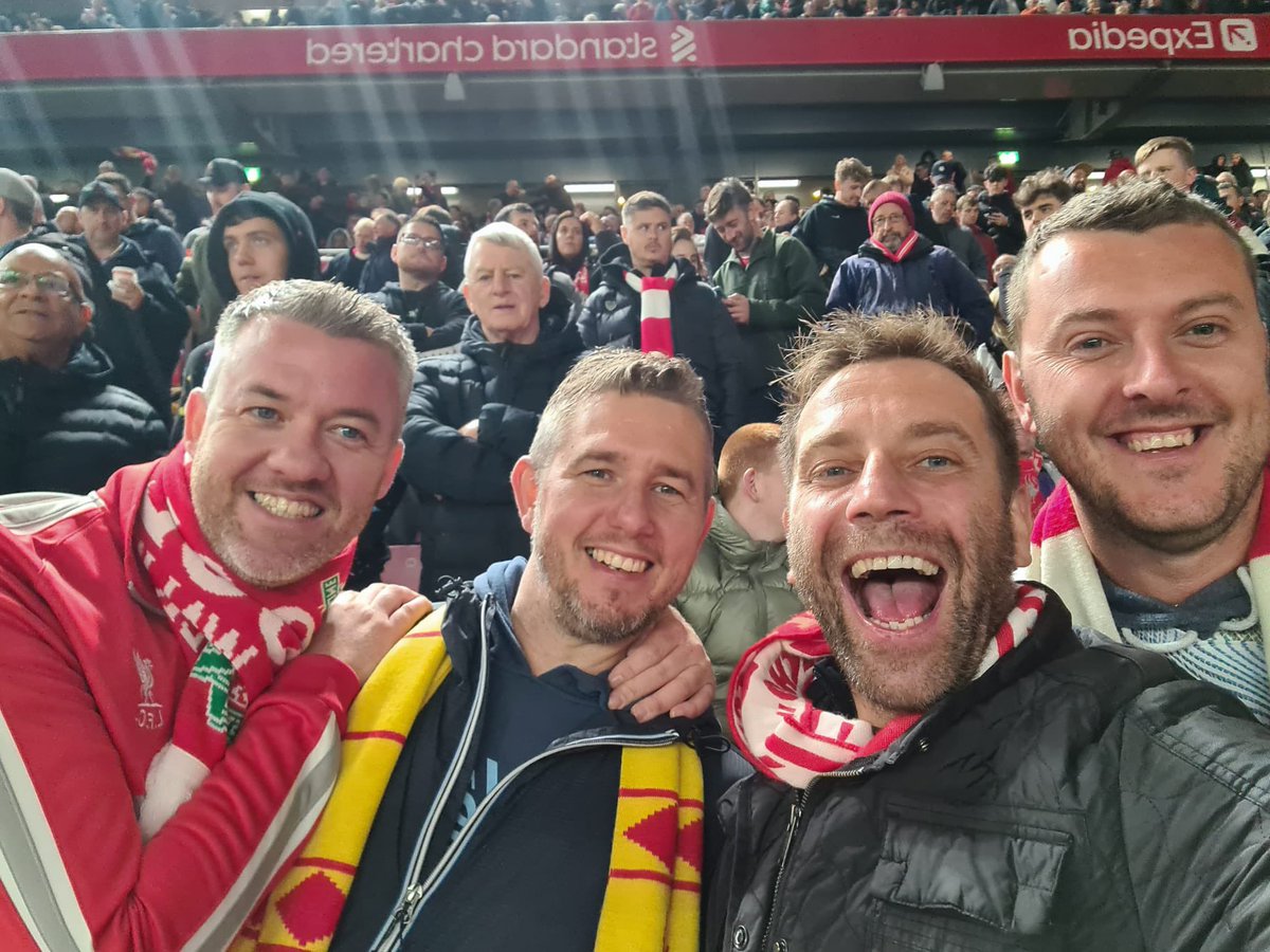 Jonnywilstrop's tweet photo. Got over 30 people from my village and surrounding areas and had a class night at Anfield last night ๐ด๐#LFC #LFCLEI #Anfield #YNWA https://t.co/x7fPCJmKHe