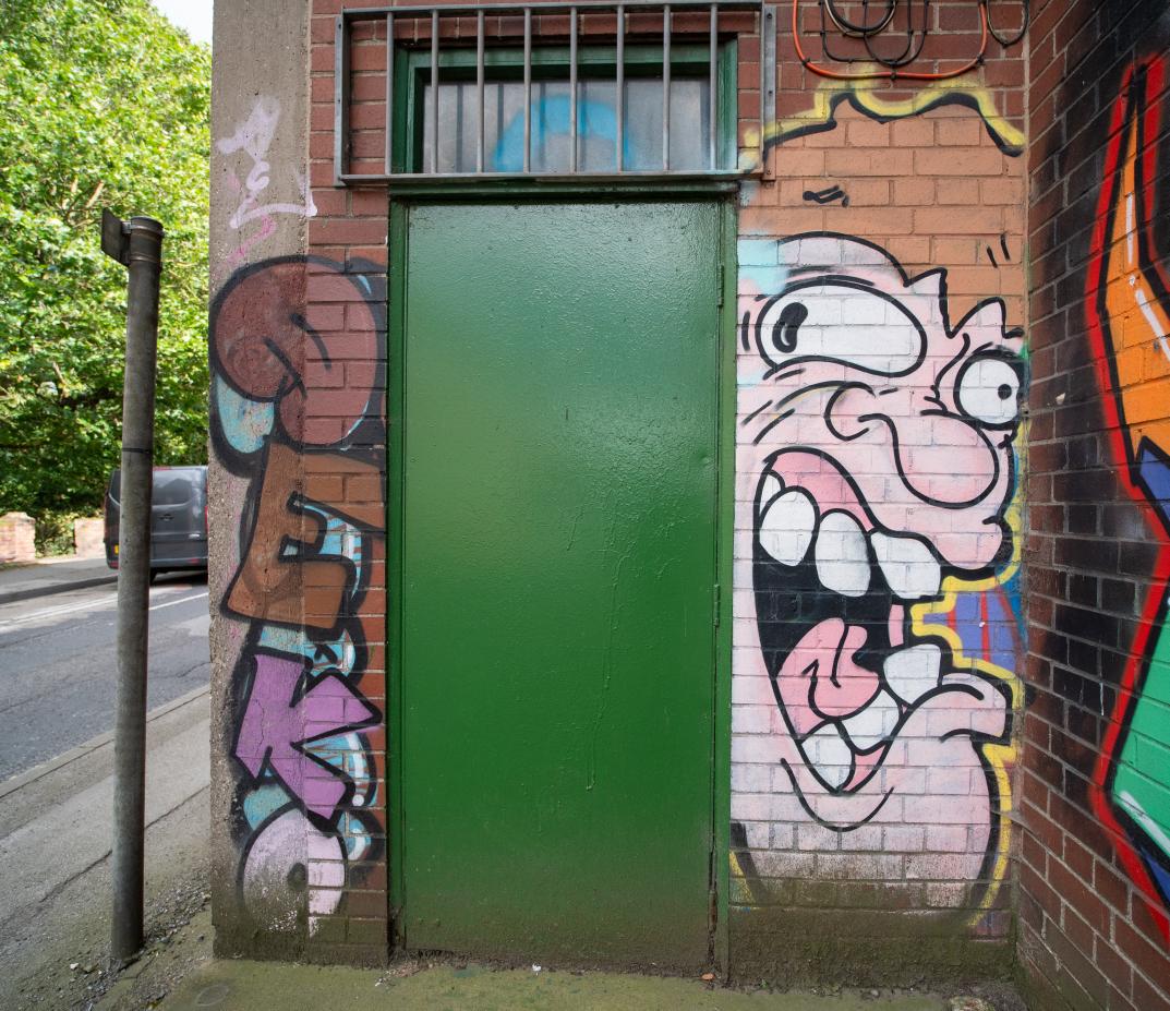 Location: Air St, #Hull Artist: Bored [I'm making a #graffiti documentary, check it out here: streetartandsoul.com]