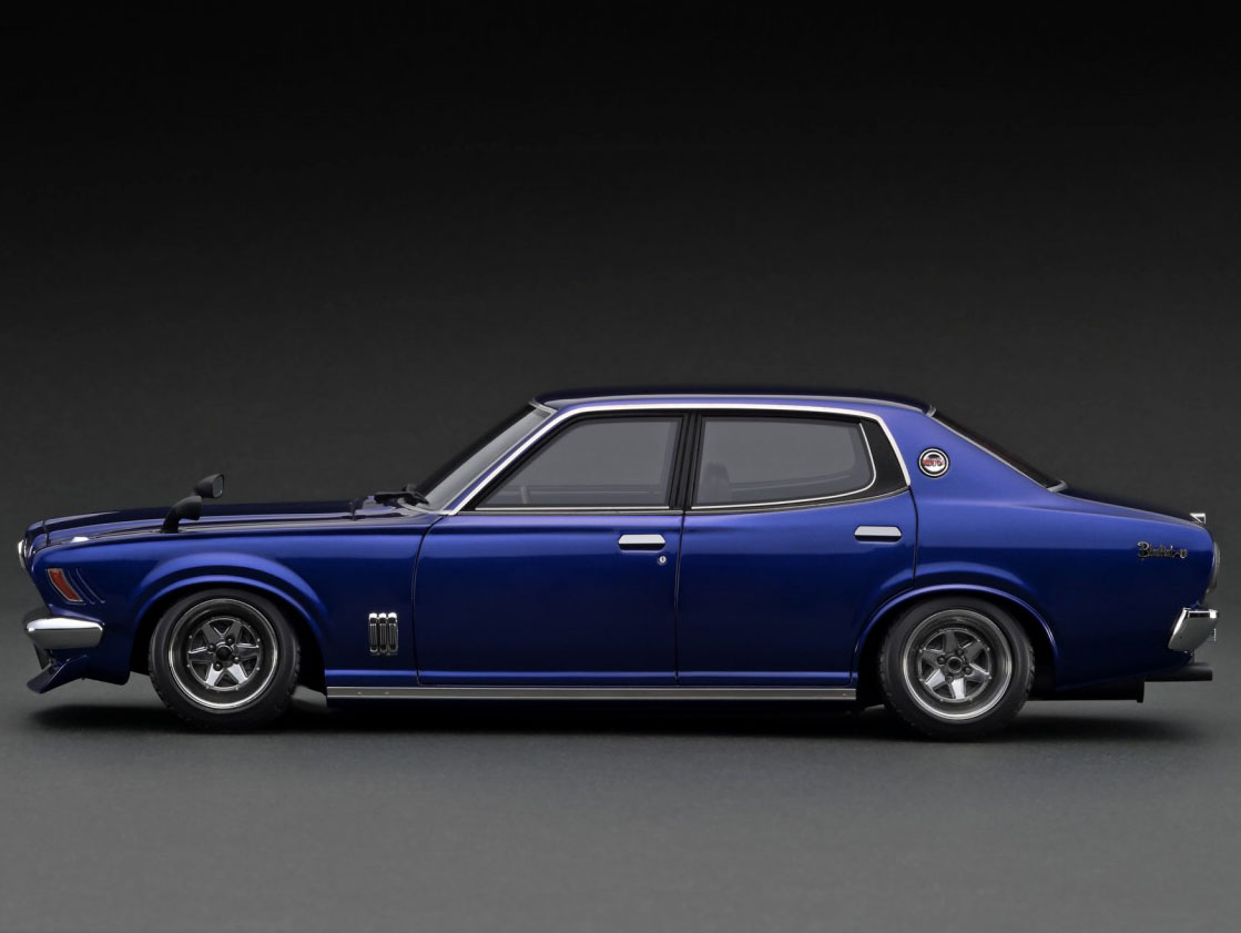 ミニカー予約】ignition model(イグニッションモデル) 1/18 Nissan
