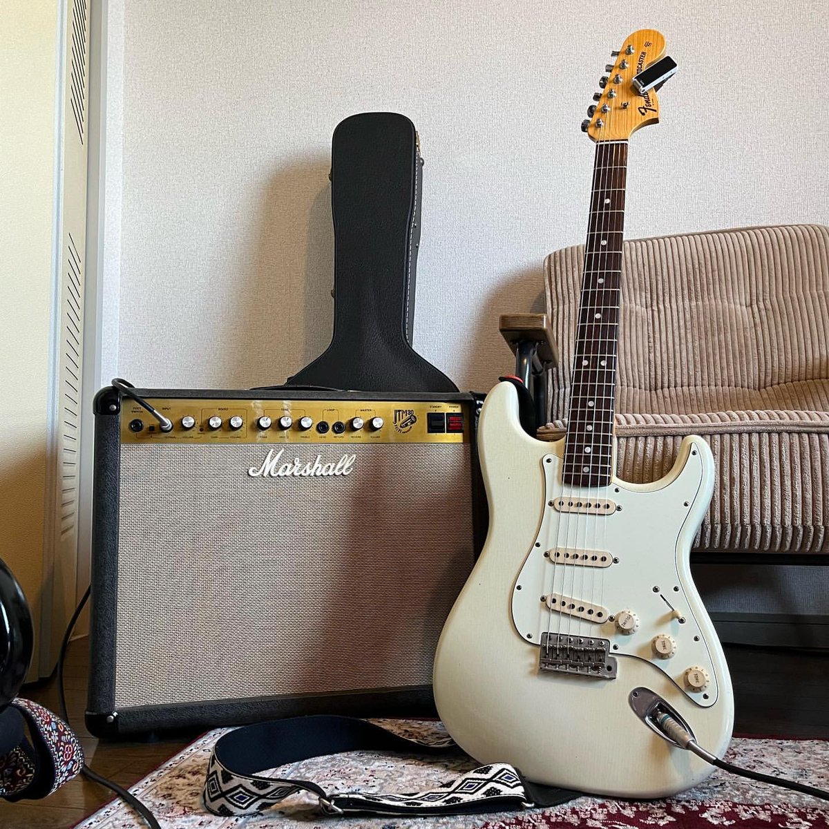 Marshall_Japan's tweet photo. 近日発売の #StudioJTM を含め、"JTM"と言えばクリーン~クランチが得意なイメージを持たれがちですが……
それだけじゃない!90年代には歪みも得意な"#JTM30"も登場しました🤘
📸:@ukicaster
※投稿に使用させて頂けるマーシャルの写真は【#マーシャルタイム】で募集中です!
#マーシャル https://t.co/WQM47Eya0o