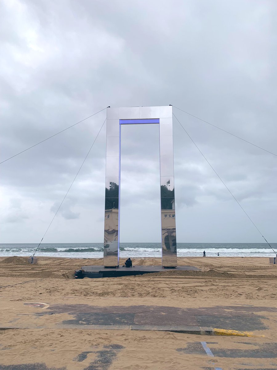 arnavkapoor's tweet photo. World premiere for PORTAL arch  #Bournemouth #BournemouthBeach 
@Bournemouthecho @artsbythesea https://t.co/474MKiNV7U