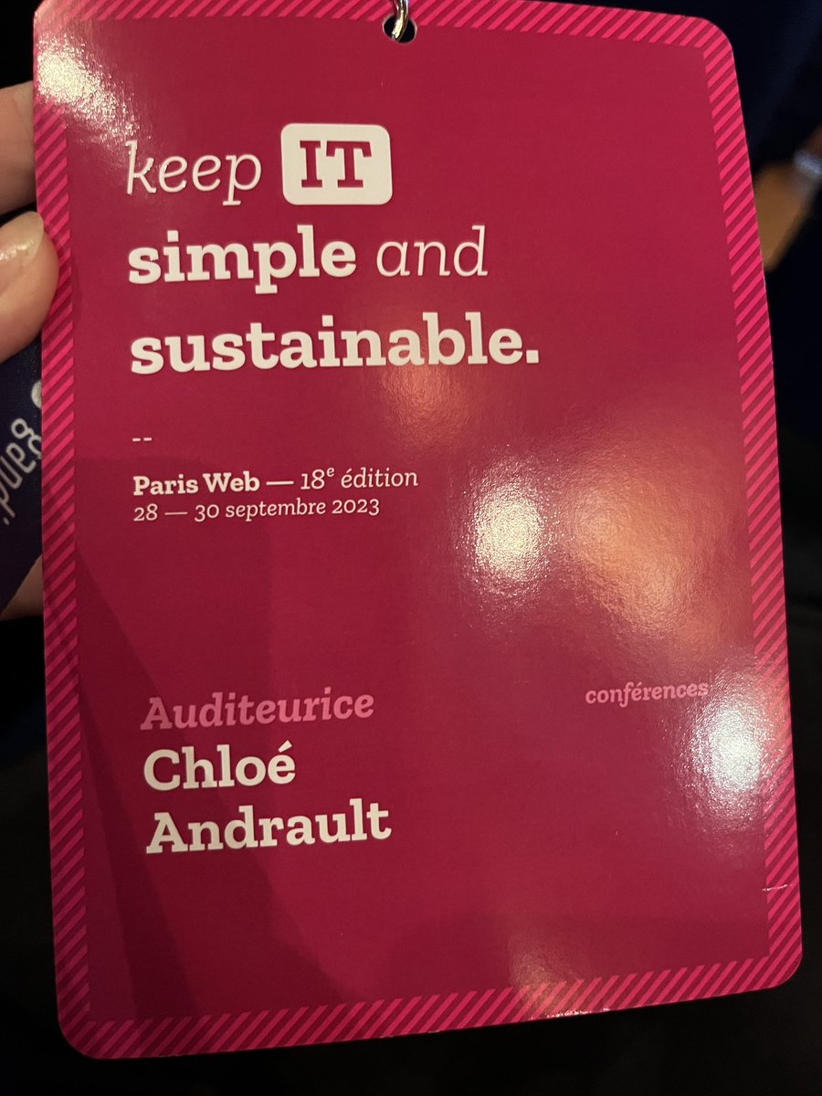 chloe_andrault's tweet photo. Aujourd’hui c’est journée à @ParisWeb #Sustainability #accessibility https://t.co/odwCG6LmVx