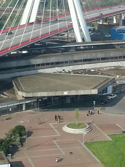 WikiRogi's tweet photo. Ludwigshafen Hbf https://t.co/SUfFIRoHNM