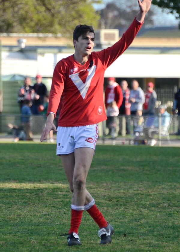 NorthAdelaideFC's tweet photo. The North Adelaide Football Club would like to wish former Rooster, Oleg Markov all the very best for this weekend’s AFL Grand Final.
Go well, Oleg!
#roostersintheafl #juniordevelopment #talentpathways https://t.co/HX5jBGGS1y