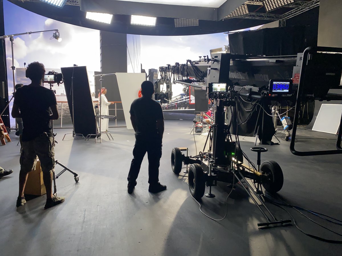 pixojam's tweet image. Behind The Scenes in @pixojam #VirtualProduction.

Using #LEDvolume , #UnrealEngine , #trackingsystem , #Blender, etc. To create realistic/unrealistic scenes for all creative #filmmakers to make their dreams come true.
#virtualproductiondubai #xrstudio #Dubai 
#mosys
#moviebird