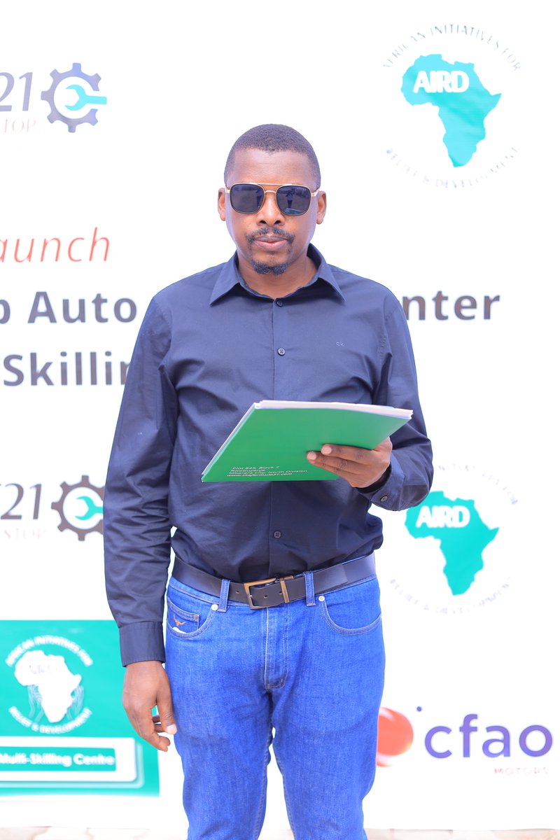 eddiespikaagaba's tweet photo. Good morning from Koranorya Mbarara, at the launch of @Formular21 Auto Service Centre. A partnership of African Initiatives for relief and Developmt @AIRDInt and @CFAOMotors_Ug They have a modern equipment necessaryfor complete service of all Toyota vehicles. https://t.co/gKo8mqvPCF