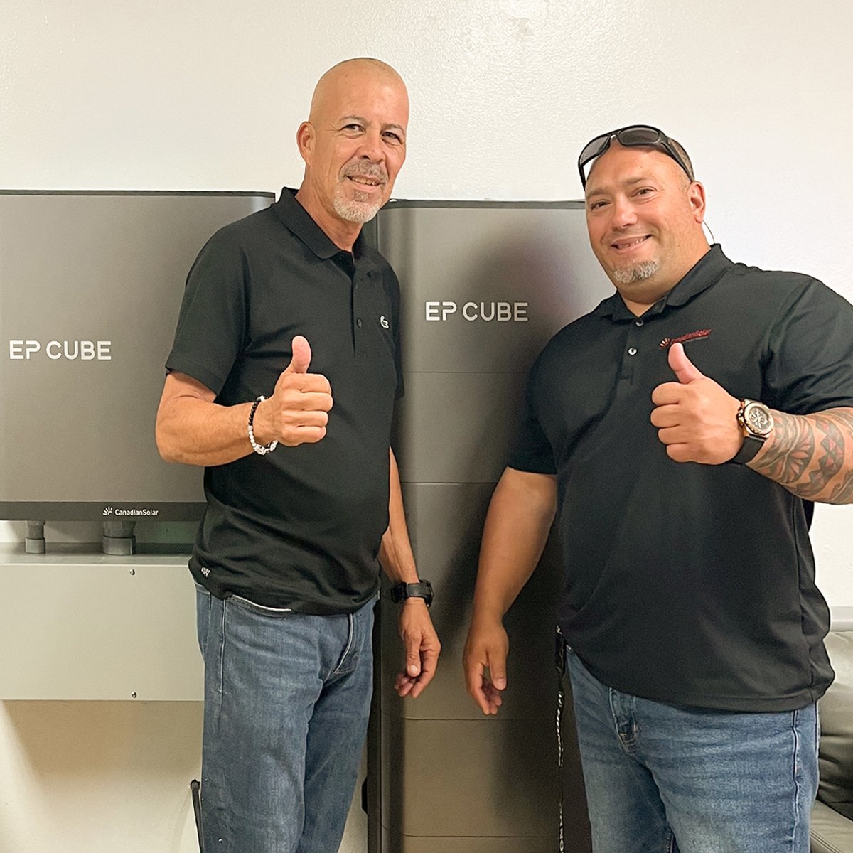 Yet another location is now equipped with Canadian Solar EP Cube home energy storage batteries📷! You can see that it works well when installing the system indoors. The compact, clean design works well with your décor. Plus, the safer LIP batteries give peace of mind.