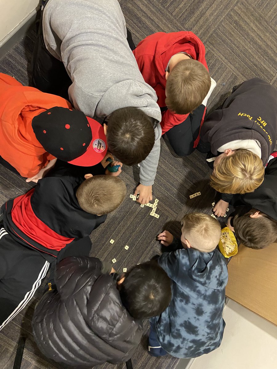 DidsburyCE's tweet photo. Morning Bananagrams prepping up for our first activities. #DECresidential #getthebrainsworking #brainbreak #Year6 #Year6neverstop #teamwork #learningisfun #games #goboys #fun #CondoverHall #besttime #Survivor #JCA https://t.co/M6MVcNLqZE