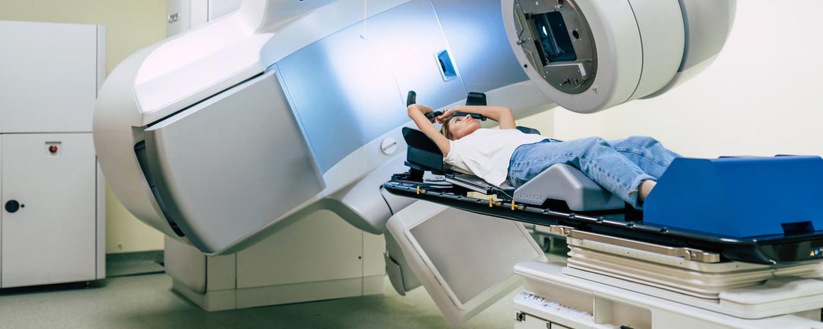 Patients who have undergone pelvic radiotherapy may live with low-grade chronic inflammation of the lower intestine 20 years after the treatment. This has been shown in a study by researchers at the @goteborgsuni. gu.se/en/news/low-gr…