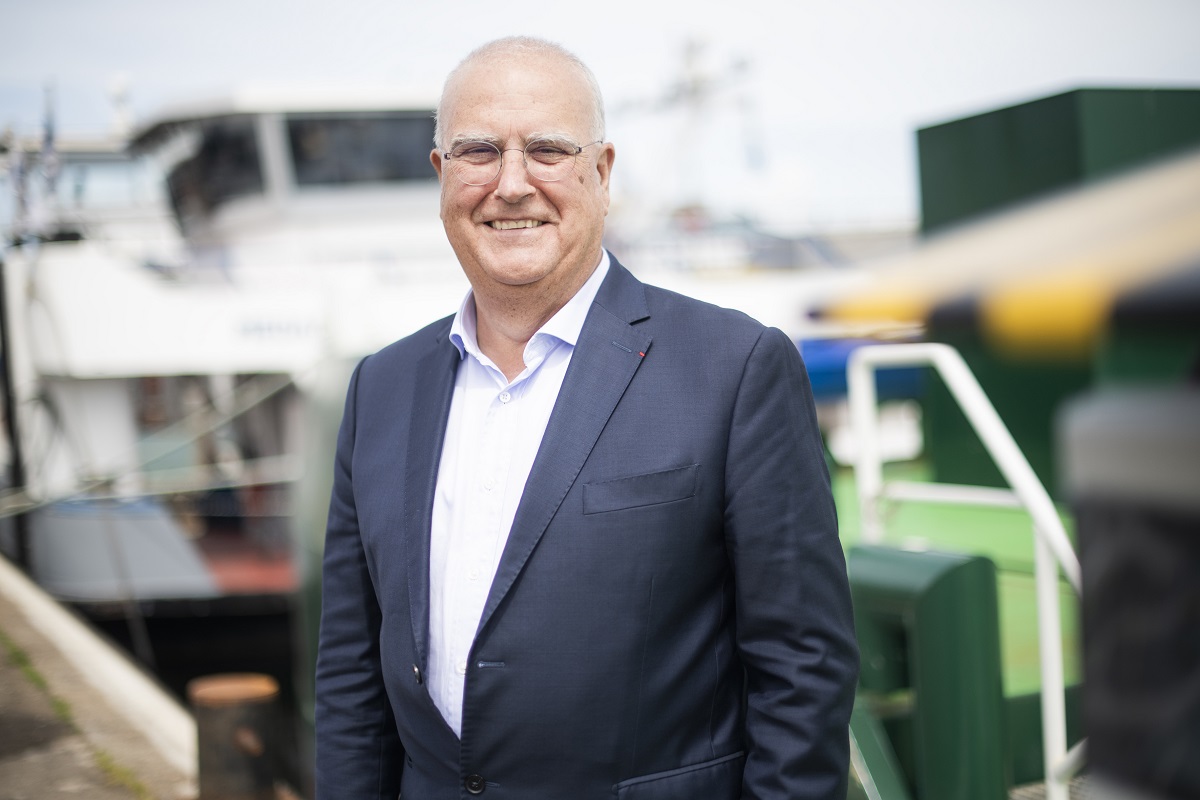 _lemarin's tweet photo. #Portrait | Pascal Girardet, #armateur aux commandes de #sogestran, un groupe international 100 % familial | #Lehavre @haropaport #fluvial #petroliers #chimiquier #ara #anniversaire https://t.co/qiU4PWcLUz https://t.co/JA91g8xvP8
