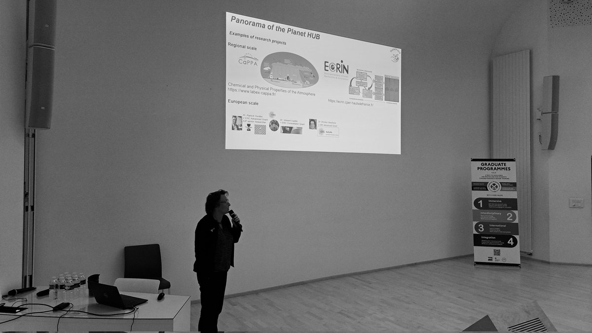 CperEcrin's tweet photo. 📌Ce matin ECRIN assiste à la journée d'inauguration des #GraduateProgrammes, Science for a changing planet.
4 mots clés pour ces masters innovants >
🔸️Immersive
🔸️Interdisciplinary
🔸️Integration
🔸️International
ÉCRIN sera impliqué dans ces formations transversales https://t.co/AM4sjxWrNi