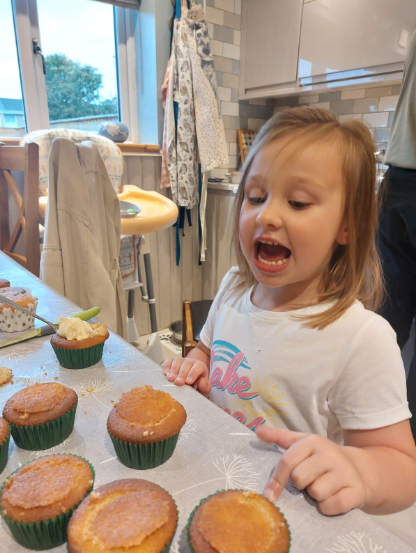RoadVane's tweet photo. REMINDER
Tomorrow is our Macmillan Coffee Morning.
If you can donate cakes, drop them off at our school office today.

Wray in reception has been busy baking for our upcoming coffee morning.

If you can donate, please use the just giving link below.
https://t.co/Wn2rXKnYMM https://t.co/x6sqsl64sU