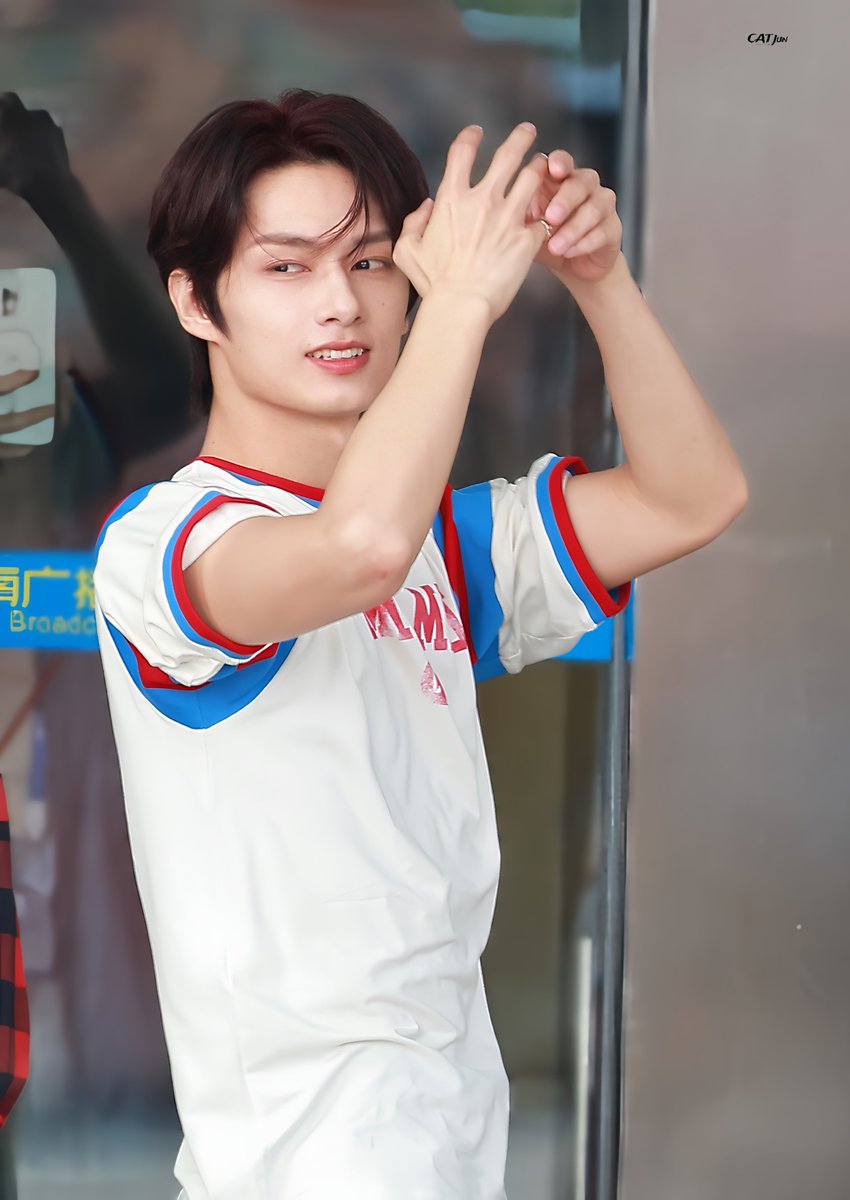 Only_for_CatJUN's tweet photo. 230927 HD

#세븐틴  #SEVENTEEN  #JUN #준 #문준휘 #文俊辉 #ジュン https://t.co/YzHqQFv6Ql