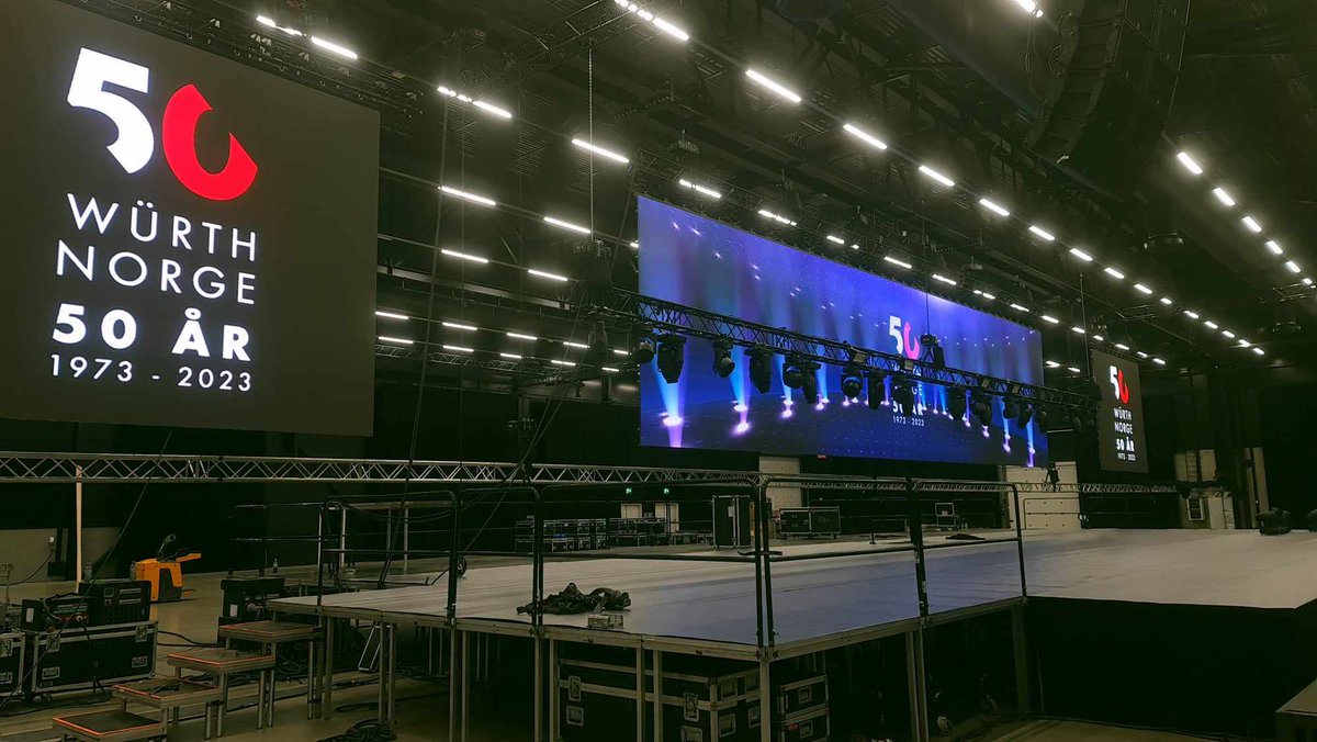 hirender2016's tweet photo. Wurth Norge AS held a dinner party to celebrate its 50th anniversary, using 1 set #Hirender server to control the 112㎡ #LED screen.
#HirenderS3 #MediaServer #CentralControl #ArtandTechnology #Entertainment #AudioVisual #AVrental #Festival #Conference #Anniversary #StageShow https://t.co/7Vb7kRdGlF