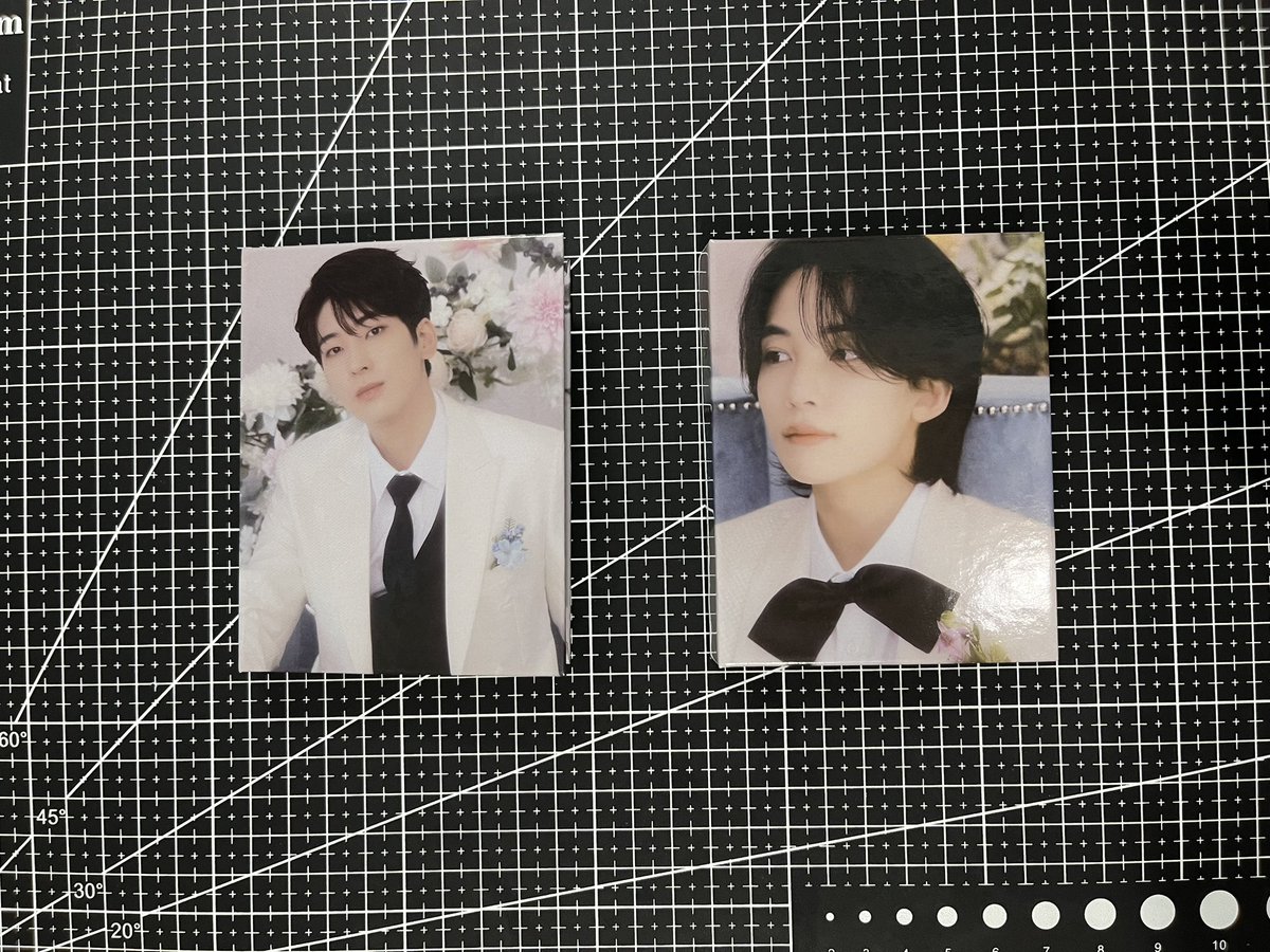sunflowerpeachi's tweet photo. WTS | LFB | PH

🌹Onhand 
🌹All official
🌹100 pesos each (70 if payo)
🌹+ 1 free official photocard
🌹DM if inch po

SVT PC Binders: https://t.co/8ARkDD4RCa https://t.co/prcEKE9Bb4