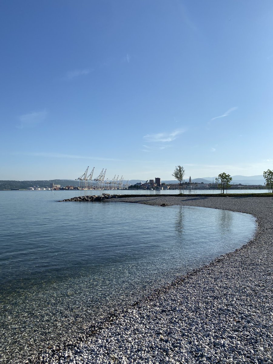 GStewartAuthor's tweet photo. Good morning, Koper 🌞 https://t.co/QuDAnjVXJ4