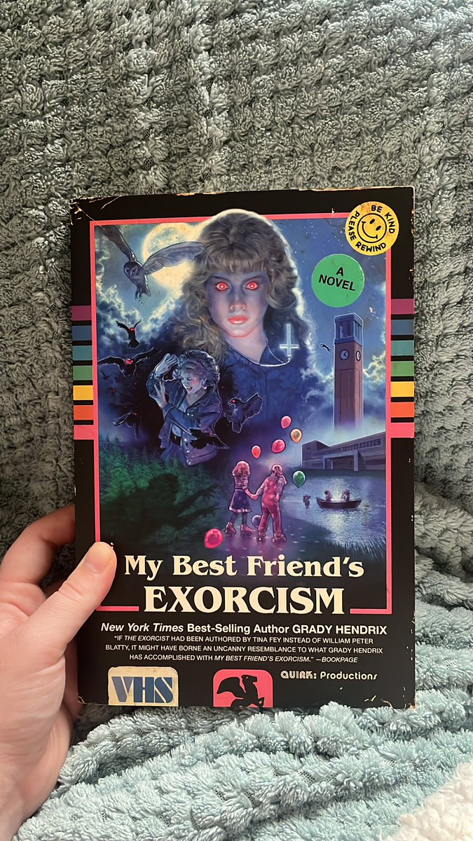Starting the spooky season with #MyBestFriendsExorcism by <a href="/grady_hendrix/">Grady Hendrix</a> 

My third Hendrix book, and as always I am absolutely loving it! 

ps, the cover is to die for 😍😍

<a href="/quirkbooks/">Quirk Books</a>