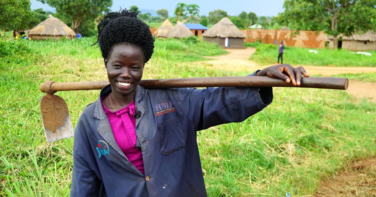 GIZ_SouthSudan's tweet photo. #FemPowerment 3️⃣
At @GIZ_SouthSudan, we promote equal opportunities for all. Young #women are trained as plumbers, female #farmers learn modern farming methods & business approaches. Let's empower girls and #women through #education! 🔧📚✏️
#Rights #Strengthening3R #SSOT https://t.co/8UtL4VXjwE