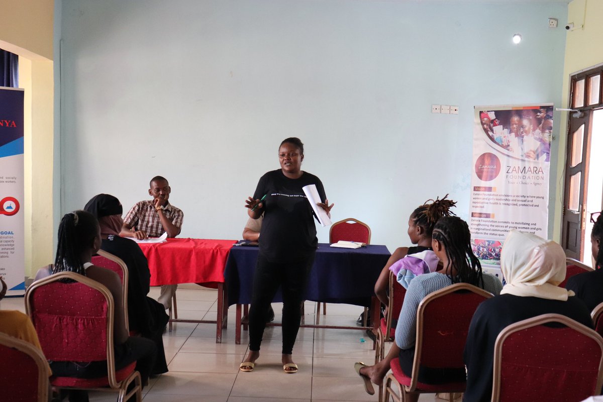 Zamara_fdn's tweet image. 📢 Happening now, we are having of an impactful dialogue in partnership with  @coswa_kenya as we mark the #ISAD2023 with local government and fierce sex workers in Mombasa. 

#CommunityDialogue 
#ZamaraVoices