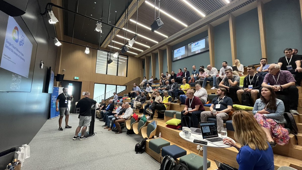 maciejlelusz's tweet photo. #PLVMUG AT @GooglePolska just started :) join us here https://t.co/ZfycGnClv5 https://t.co/Q7symiFWgU