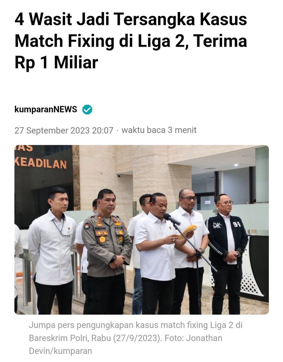 HusinShihab's tweet photo. Polri di jaman Kapolri Listyo Sigit mencatat sejarah baru lagi dgn mengungkap praktik Mafia Bola yg selama ini merugikan sepakbola tanah air. Kerja keras Kasatgas Anti Mafia Bola dan tim yg diketuai Wakabareskrim, Irjen Pol Asep Suhairi ini patut diapresiasi. 

Bravo Polri!! 💪🇮🇩 https://t.co/DbyWBdIVop